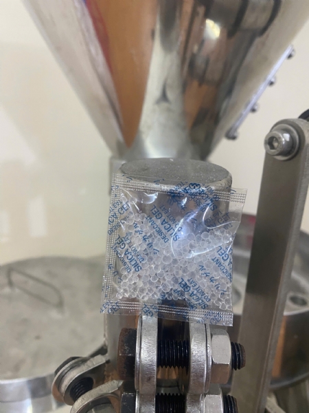 GÓI HÚT ẨM SILICA GEL 5GRAM 